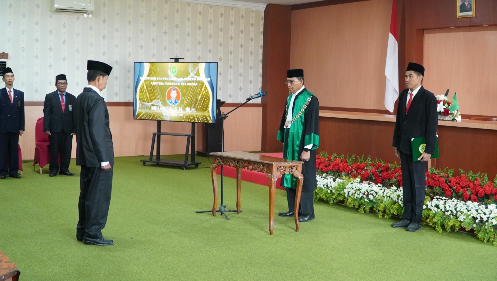 pelantikan miharza 0